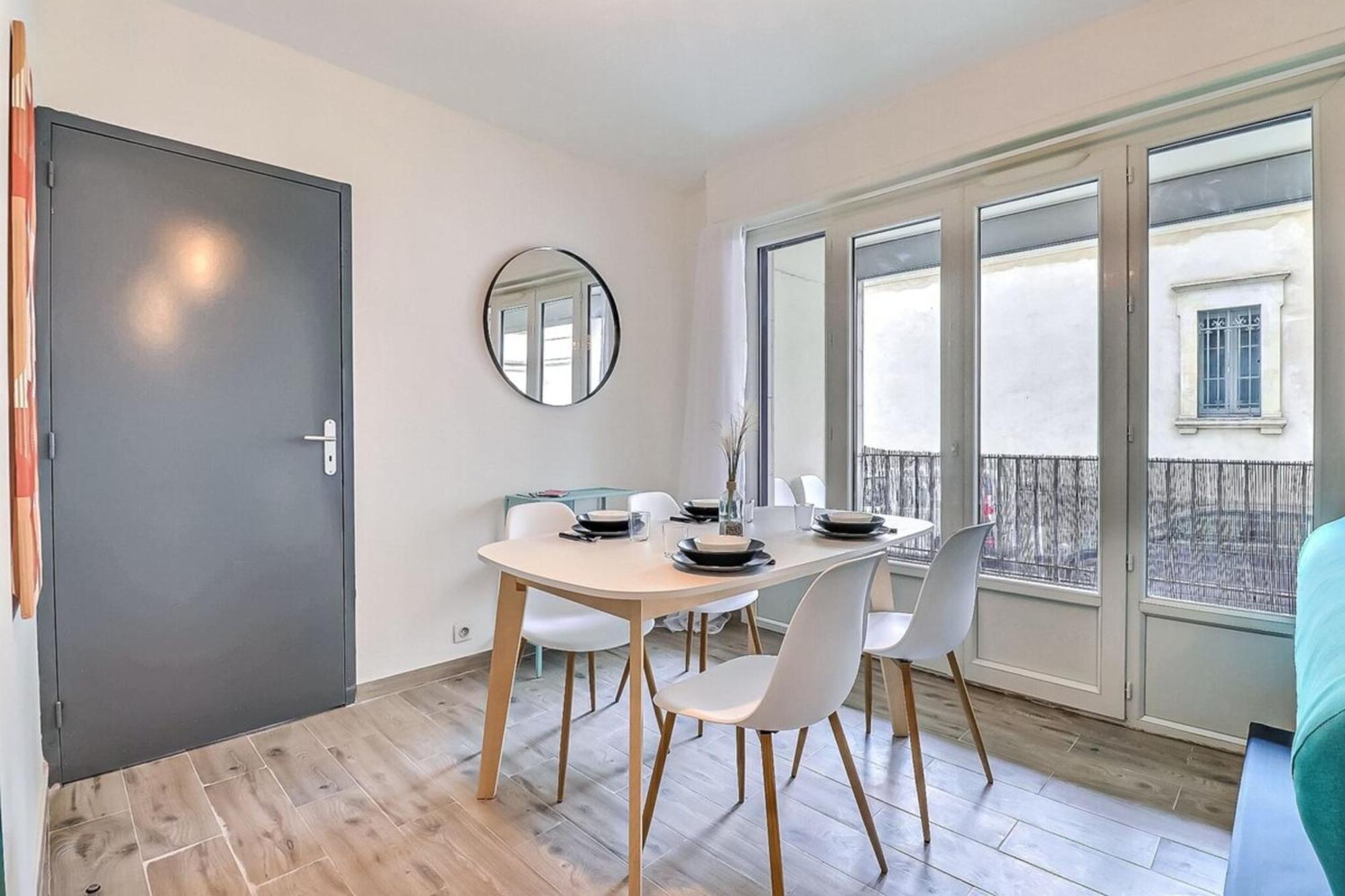 Atlas - Superbe Logement Plein Centre - Terrasse Nimes Exterior photo